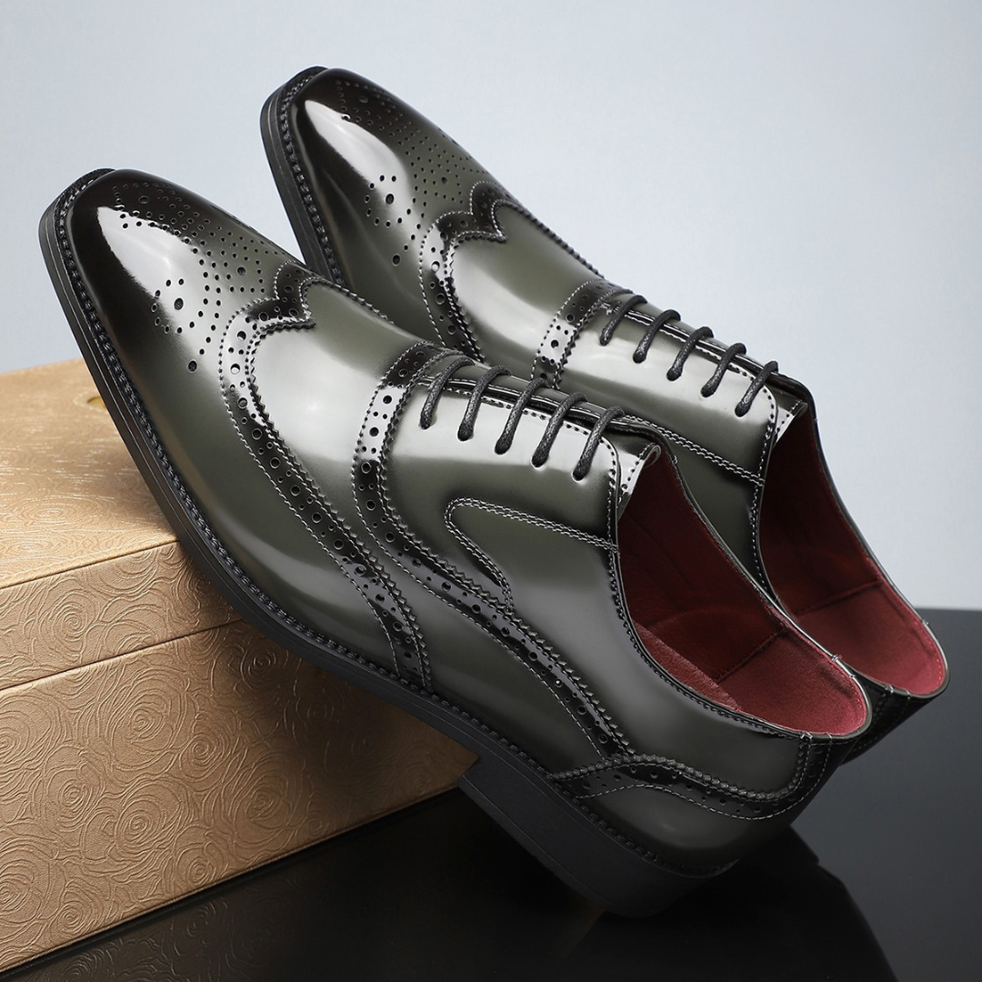 Holden – Vintage Wingtip Brogues