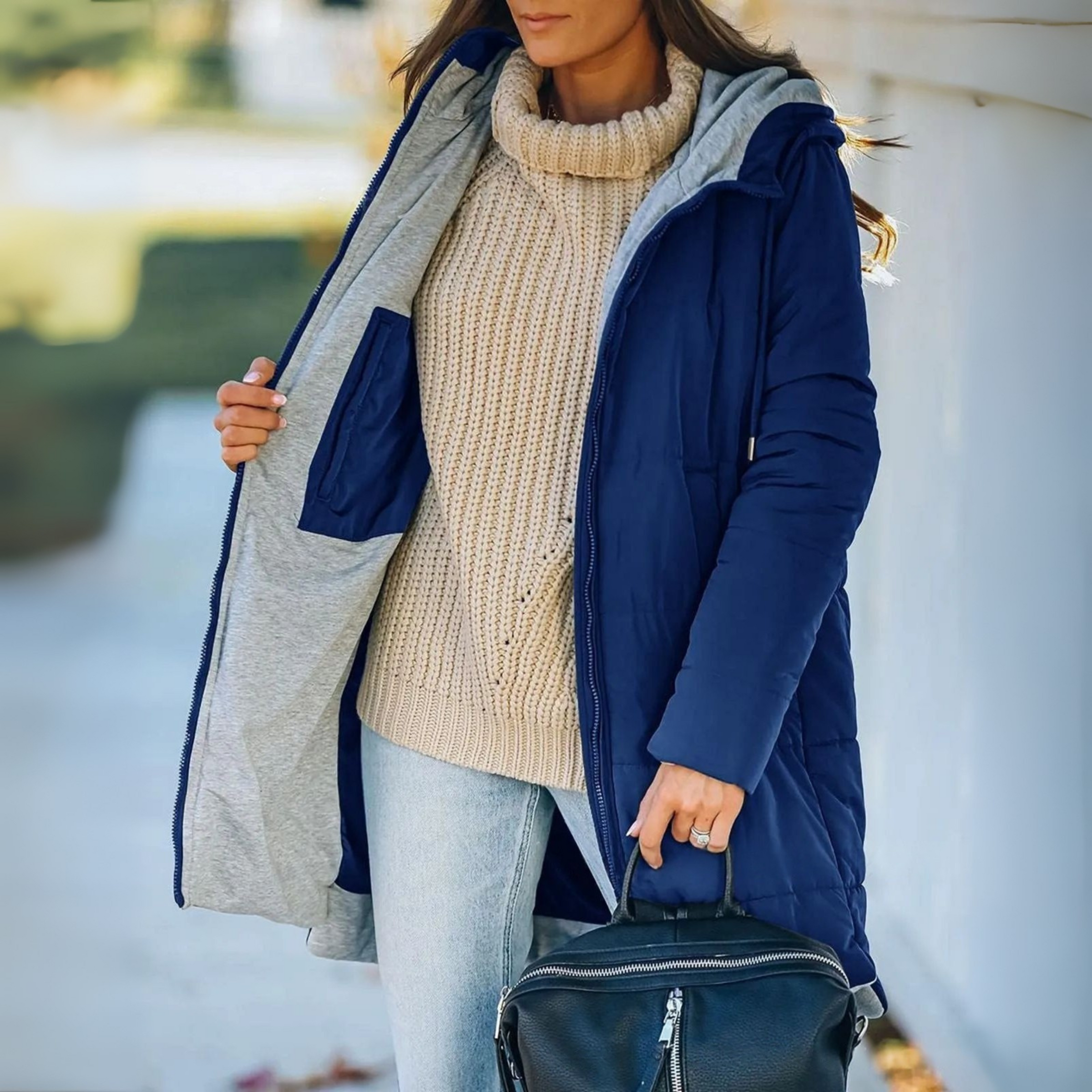 Averly™ | Lightweight Hooded Down Jacket