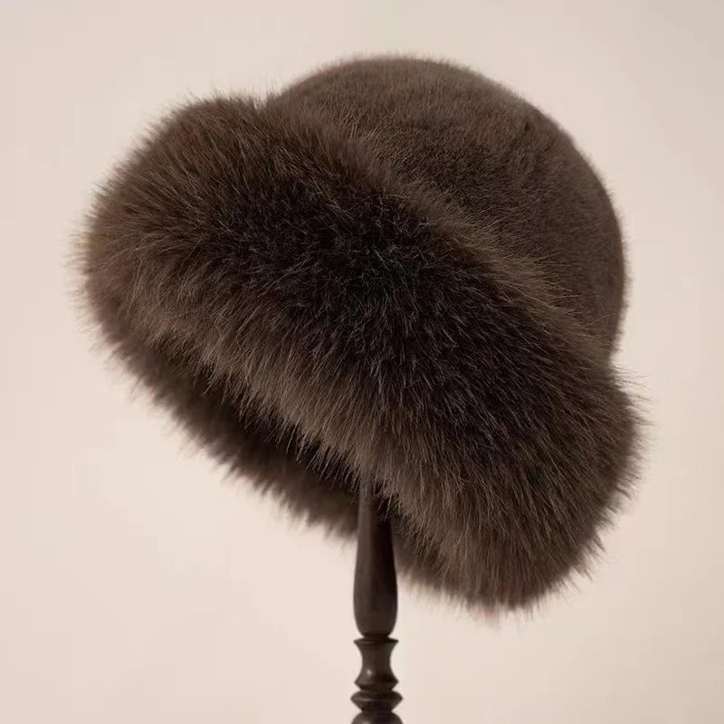 Claudia | Pleated Plush Hat