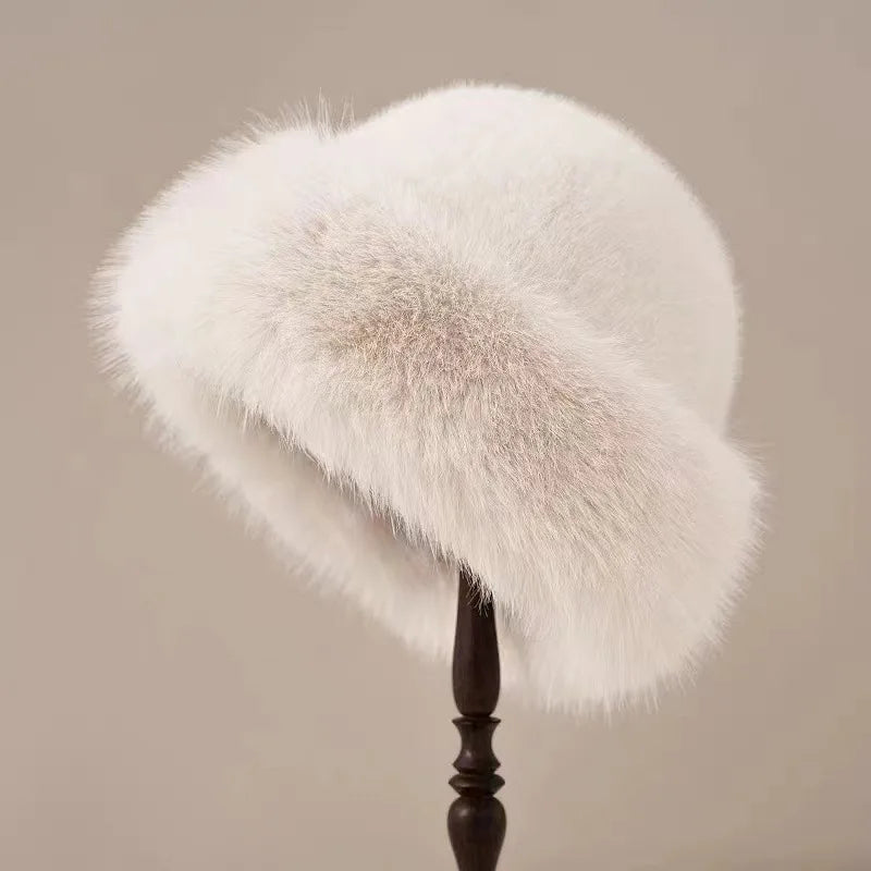 Claudia | Pleated Plush Hat