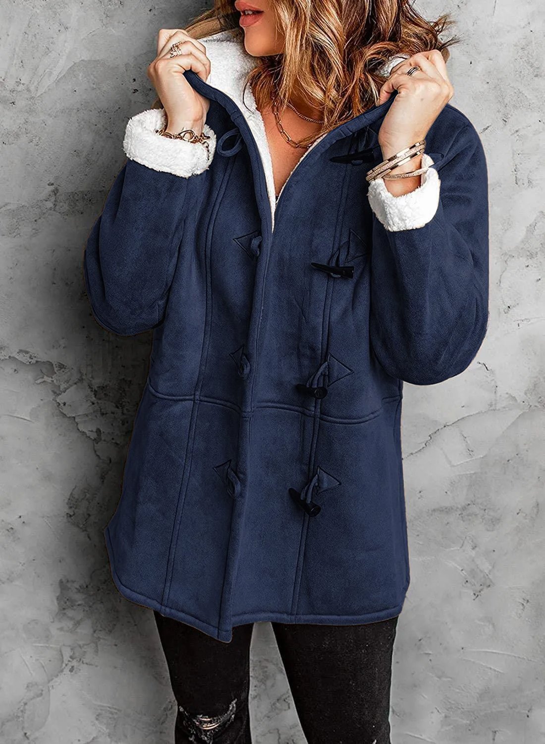 Amare™ | Stylish Women's Jacket with Hood and Wool