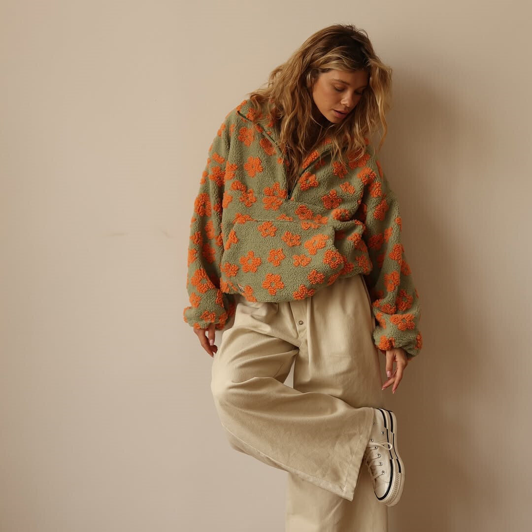 Lorraine™ | Warm Fleece Sweater with Floral Print