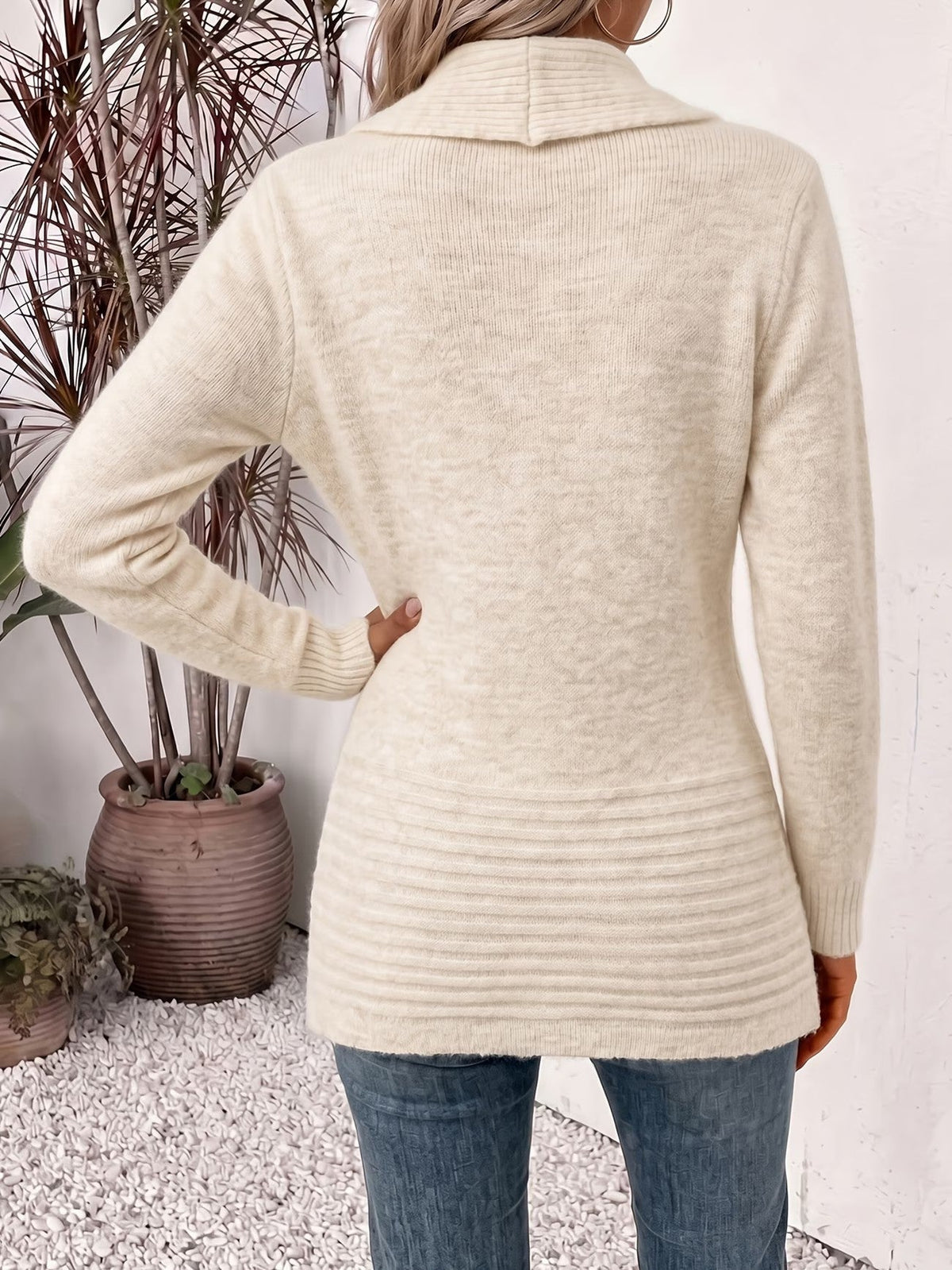 Helene | Ribbed Button-Tab Cardigan