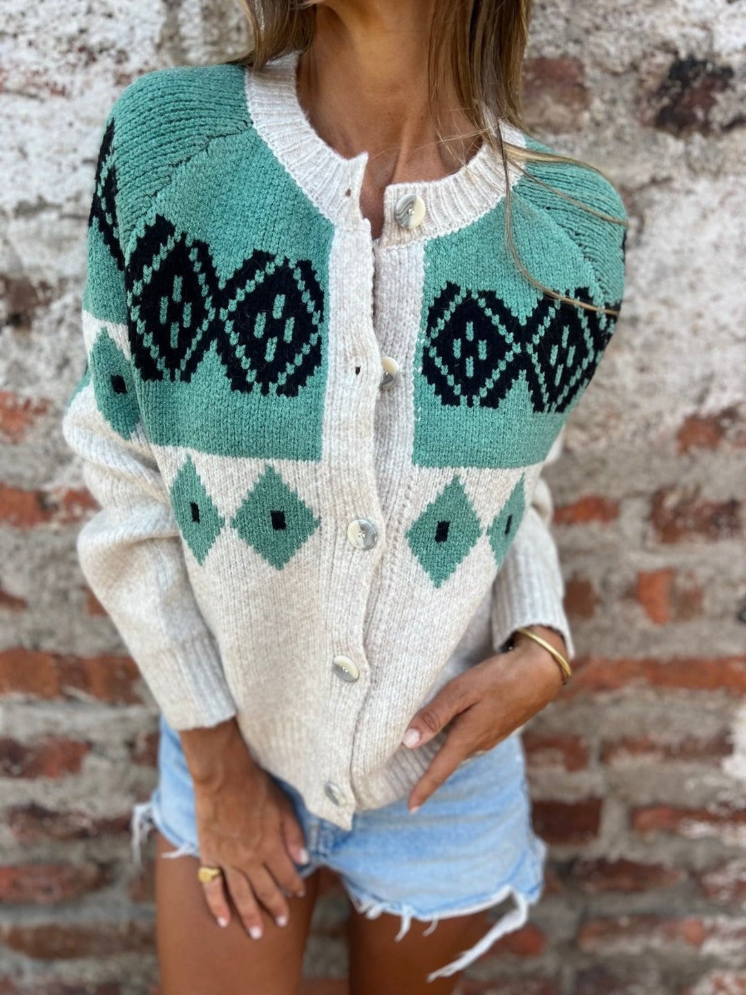Allison | Warm Retro-Inspired Cardigan