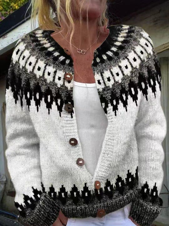 Alexa | Warm Retro-Inspired Cardigan