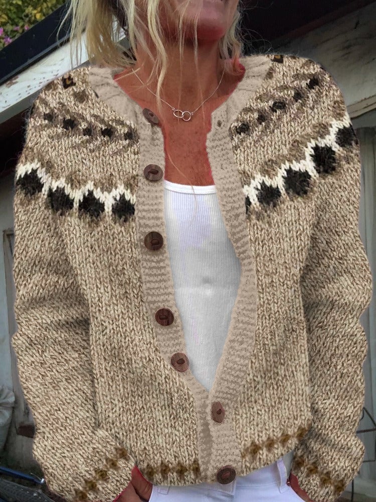 Aubree | Warm Retro-Inspired Cardigan