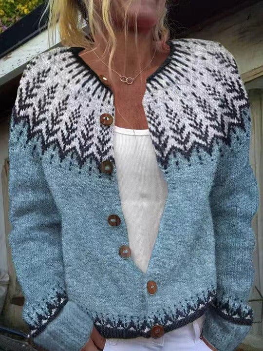 Clara | Warm Retro-Inspired Cardigan